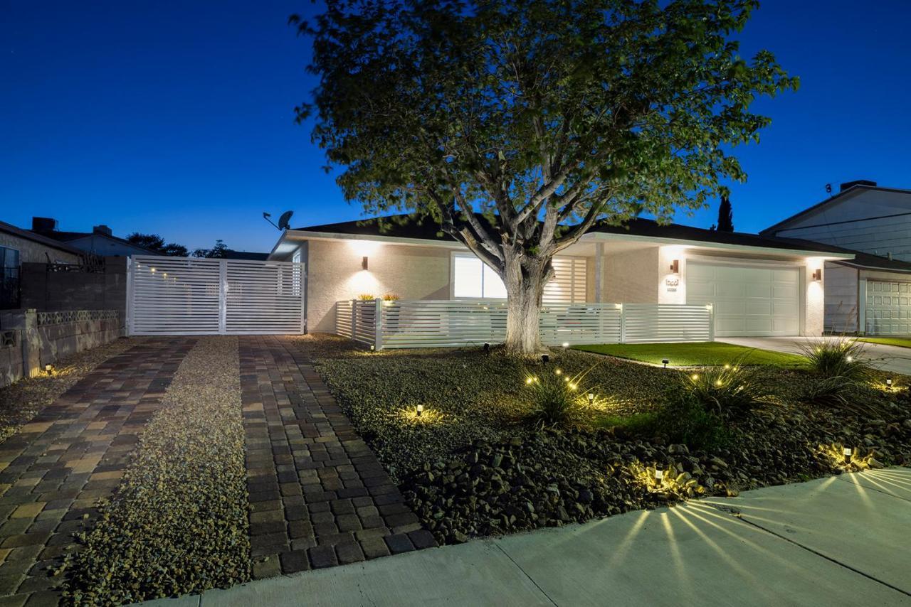 Single Story Minutes From Summerlin With Rv Parking & Dog Friendly 라스베이거스 외부 사진