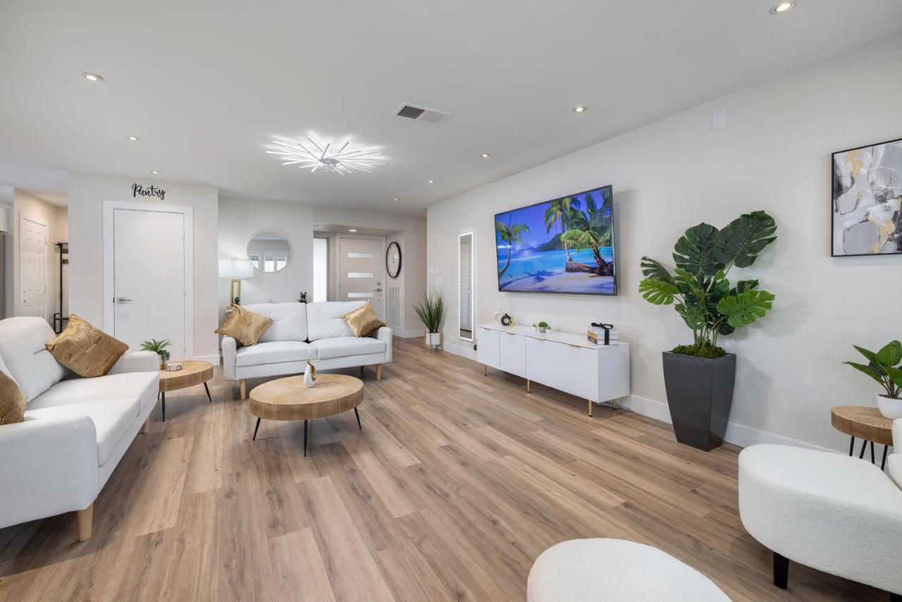 Single Story Minutes From Summerlin With Rv Parking & Dog Friendly 라스베이거스 외부 사진
