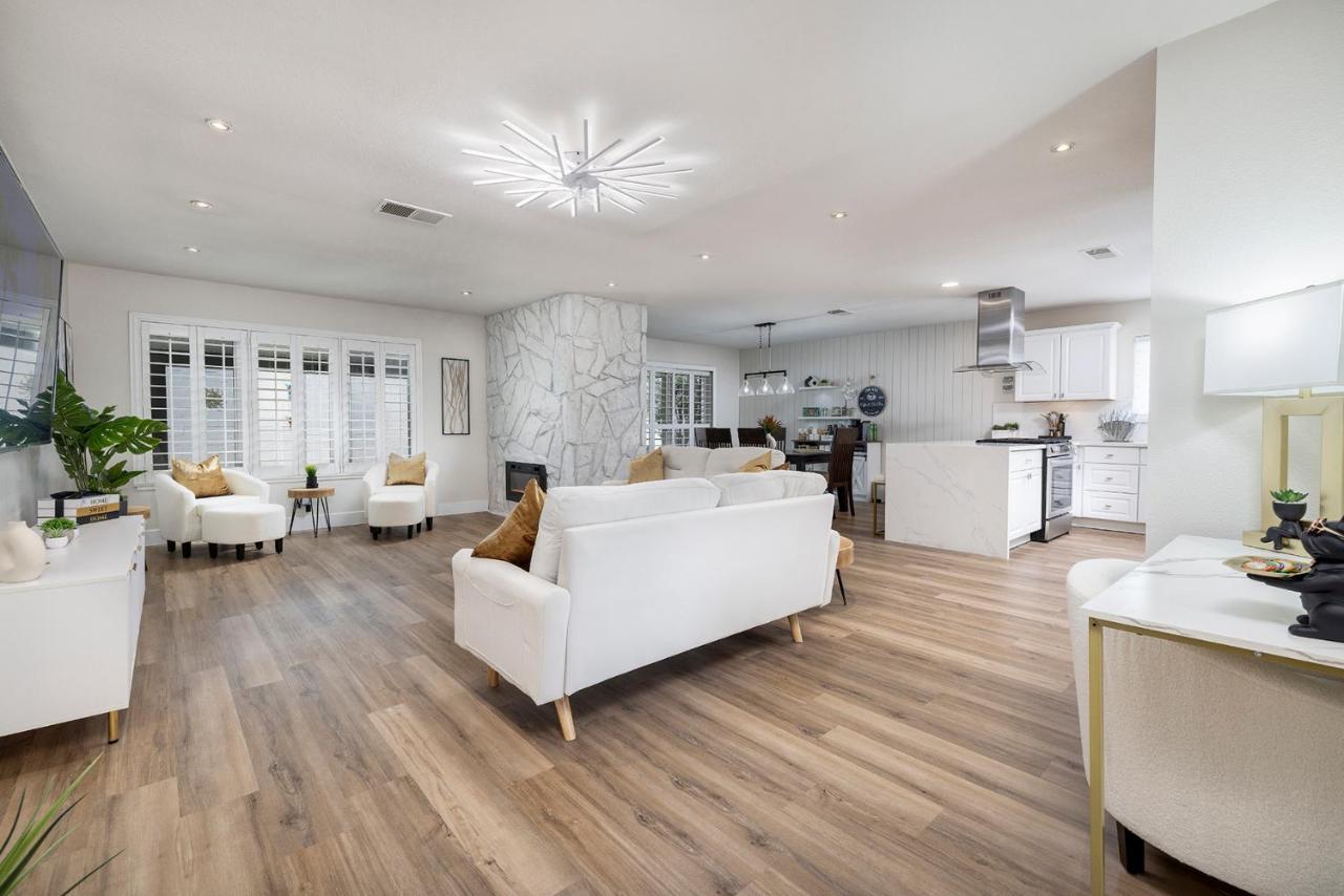 Single Story Minutes From Summerlin With Rv Parking & Dog Friendly 라스베이거스 외부 사진