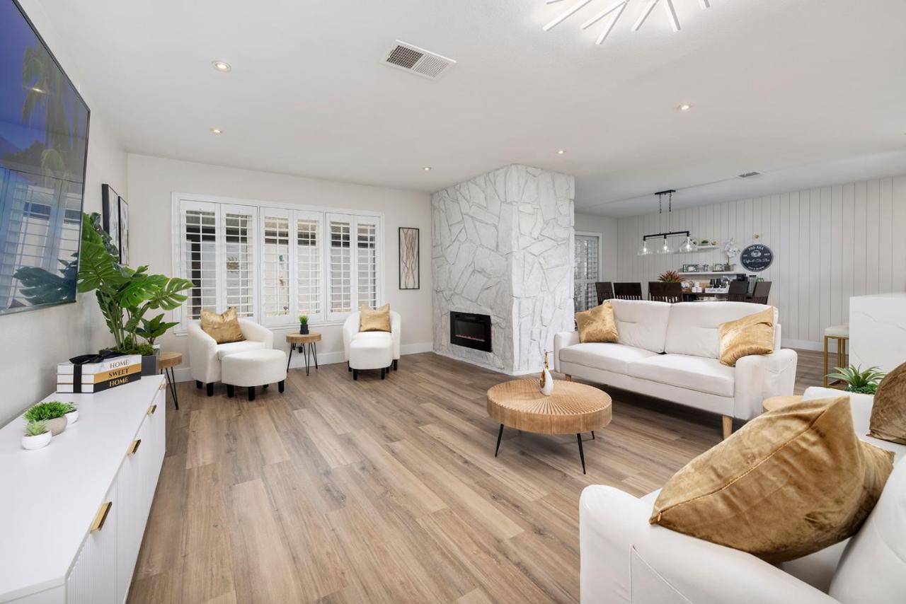 Single Story Minutes From Summerlin With Rv Parking & Dog Friendly 라스베이거스 외부 사진